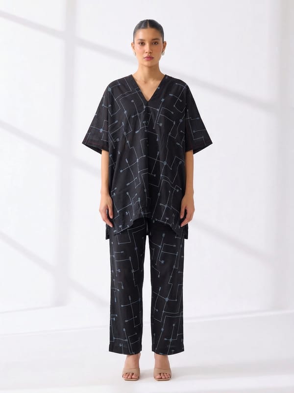 Black Geometric Print Kaftaan Co-ord Set with Pants — Ganga Fashions Pvt Ltd