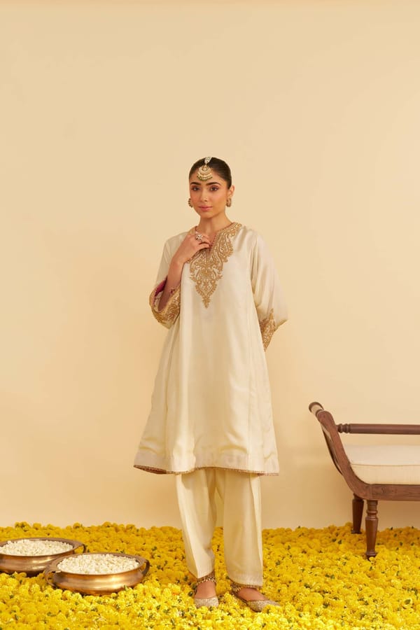 Daisy Ivory Upada Silk Embroidered Kurta Set with Salwar — Sheetal Batra