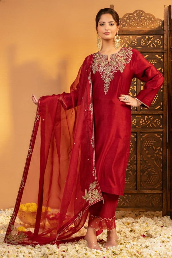 Maroon Chanderi Straight Kurta Set with Zari Embroidery — ANVAAYA