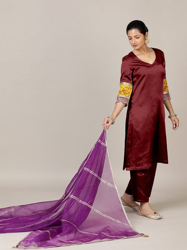 Kainaat Tyohaar Kurta Set — BINKS