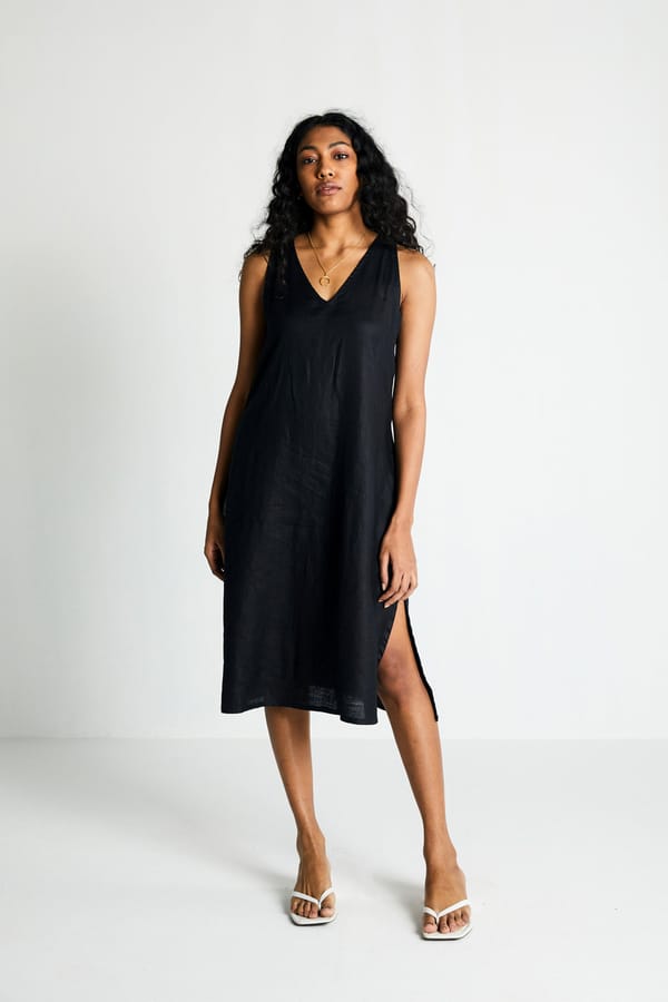The Hemp Noir Dress — REISTOR