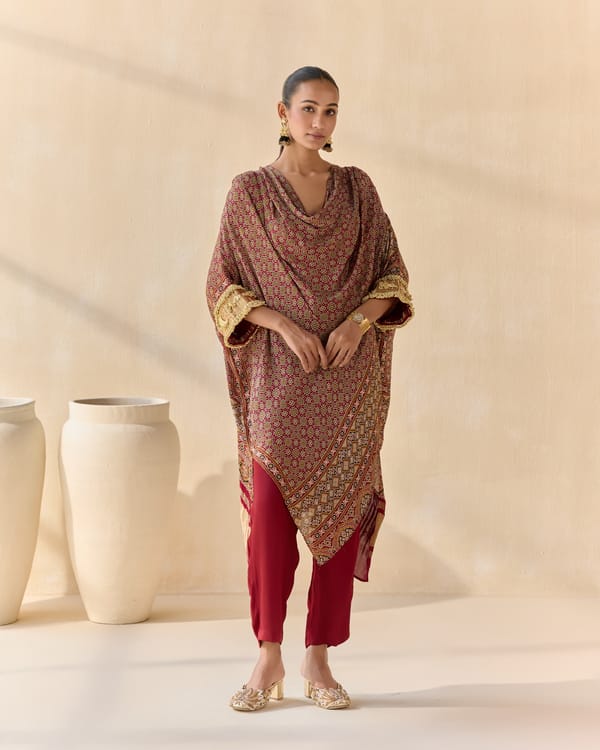 Zariyara Kaftan — 5 Elements