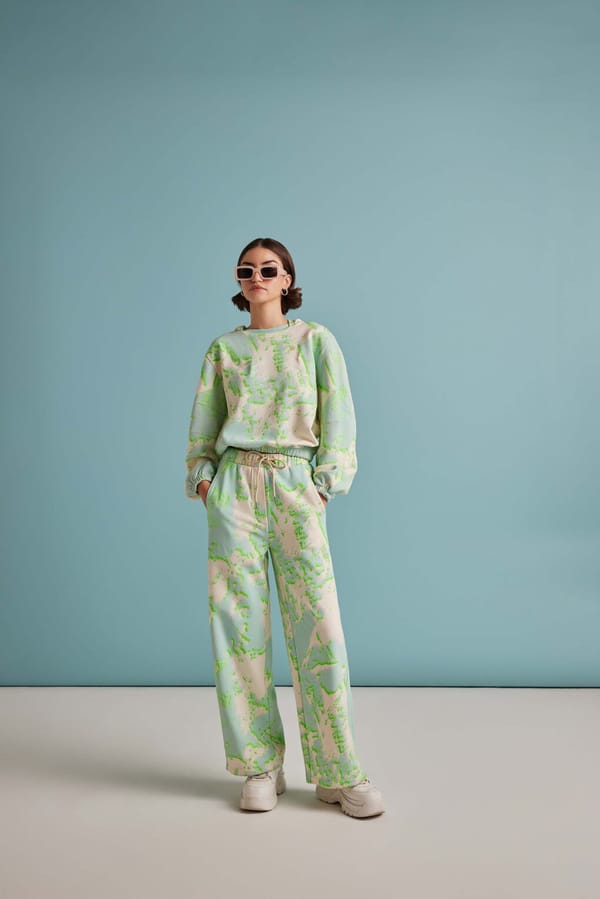 Green & White Printed Sweatshirt and Pants Co-ord Set — Muvazo