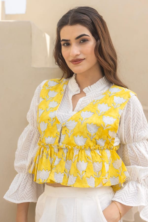 Vogue Top — Anuvas