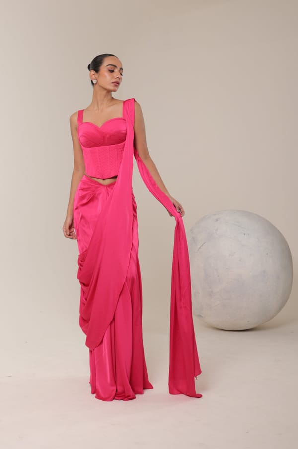 Golabi Corset Saree — LIBAS CAFE