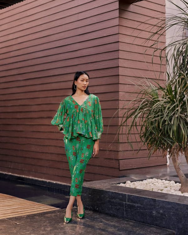 Green Floral Crepe Co-ord Set with Tiered V-Neck Top — EWOKE STUDIO