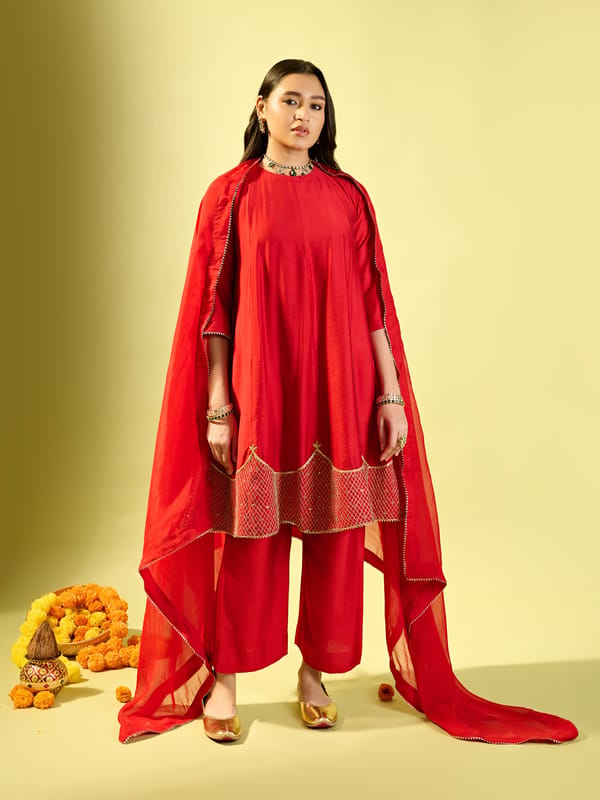 Maroon Shoulder Kali Kurta With Pant And Dupatta — KOMAL SHAH