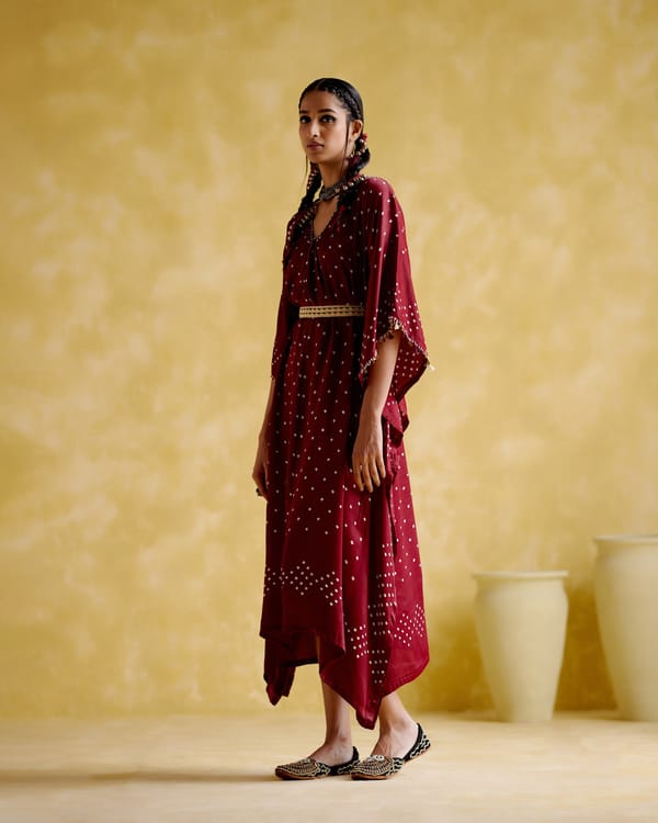 Maroon Bandhani Kaftan with Beaded Belt — 5 Elements