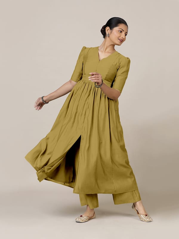 Faiza Rozaana Kurta — BINKS