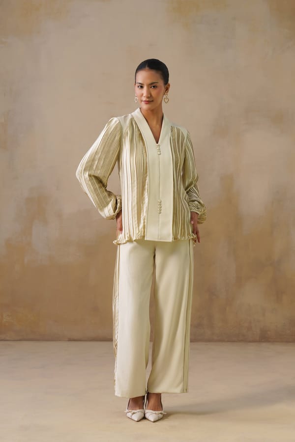 The Auralia Set — IERA