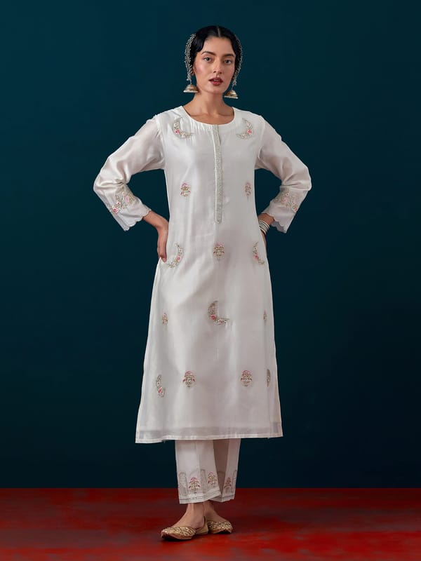 Off-White Silk Chanderi Embroidered Placket Kurta — Anantaa