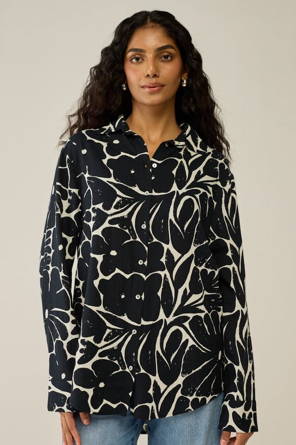 Classic Long Sleeve Button-down Shirt — Move About Effortlessly
