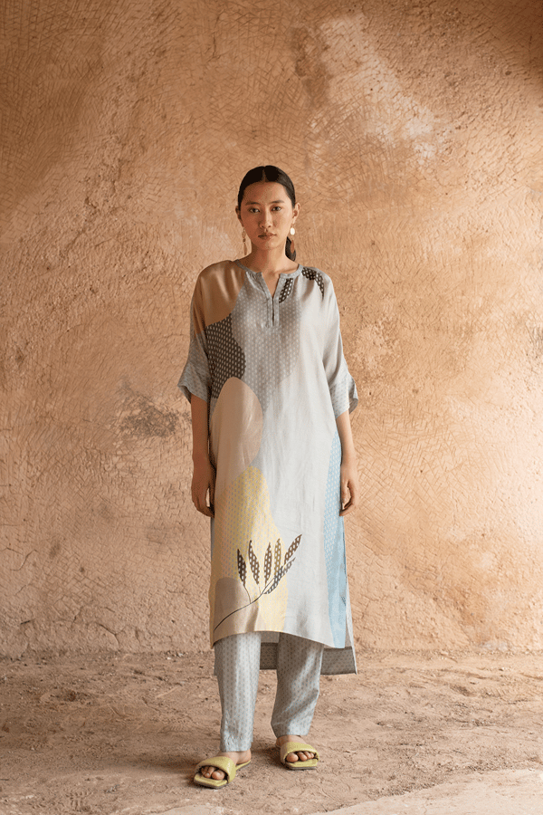 Prism Circlet Soft Sage Kurta Set — CLOS