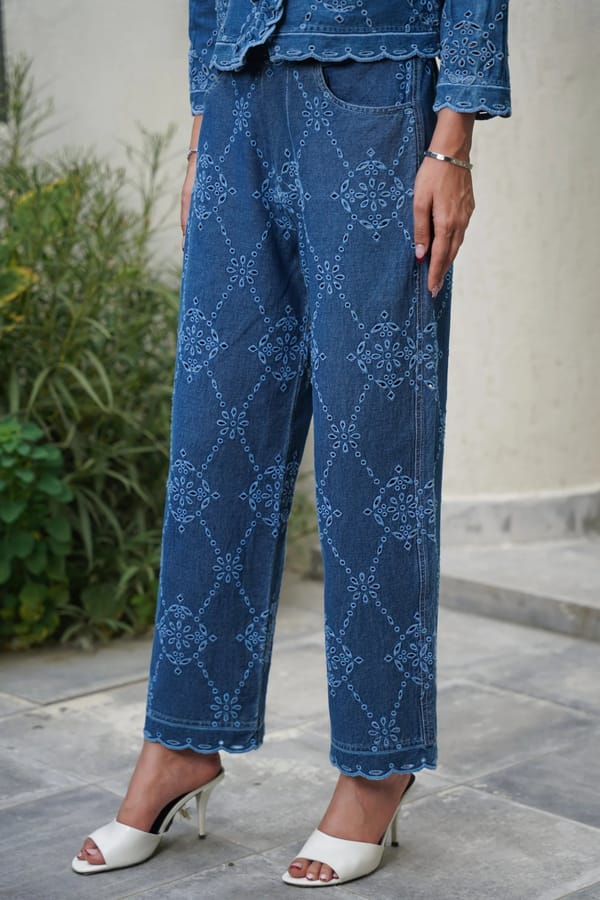 Ayra Pant — STITCH STORIES