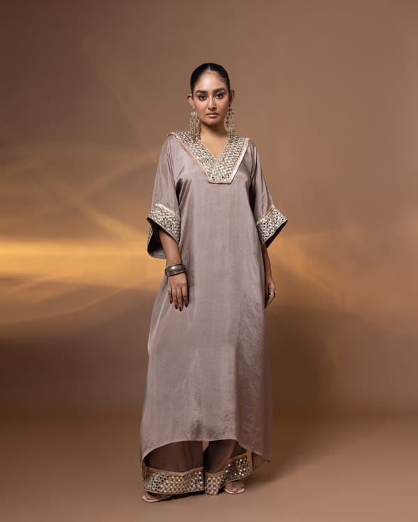 Nayab — SHRISTICHETANI