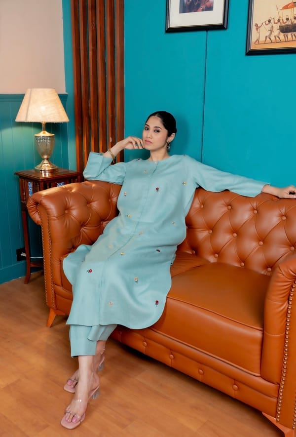 Blue-Green Linen Straight Kurta Set with Floral Embroidery — SIARA WOMEN
