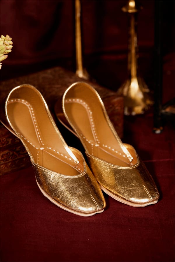 Metallic Gold Jutti — 5 Elements