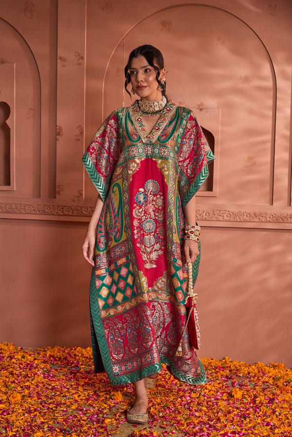 Red and Green Brocade Silk Kaftan — TASUVURE