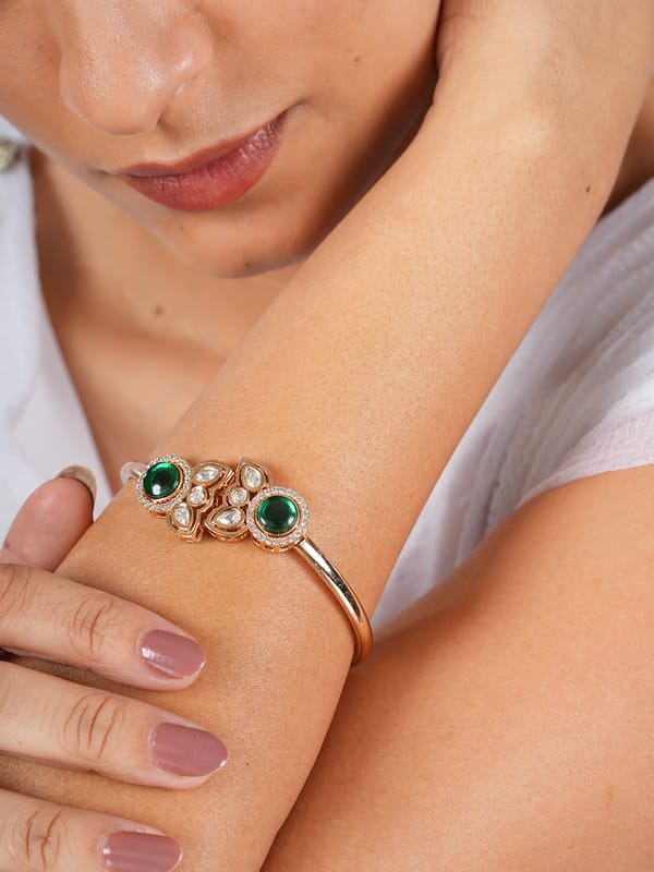 Emerald Halo Bracelet — Cao Jewellery