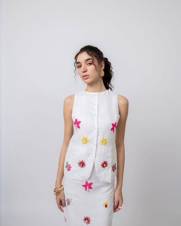 White Linen Floral Embroidered Button-Front Waistcoat — MAGIA