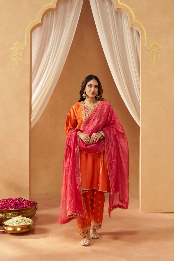 Maahgul Kalidaar Chauga with Salwar with Dupatta — Sheetal Batra