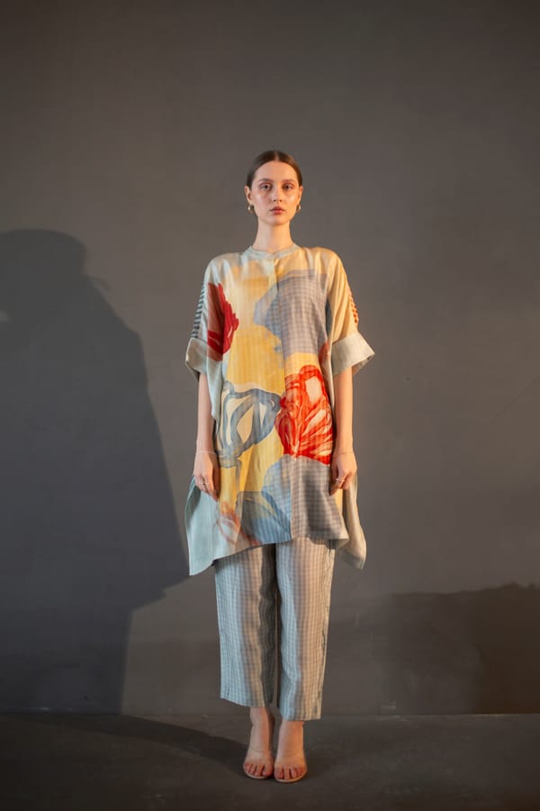 Light Grey Asymmetric Kurta Set — CLOS