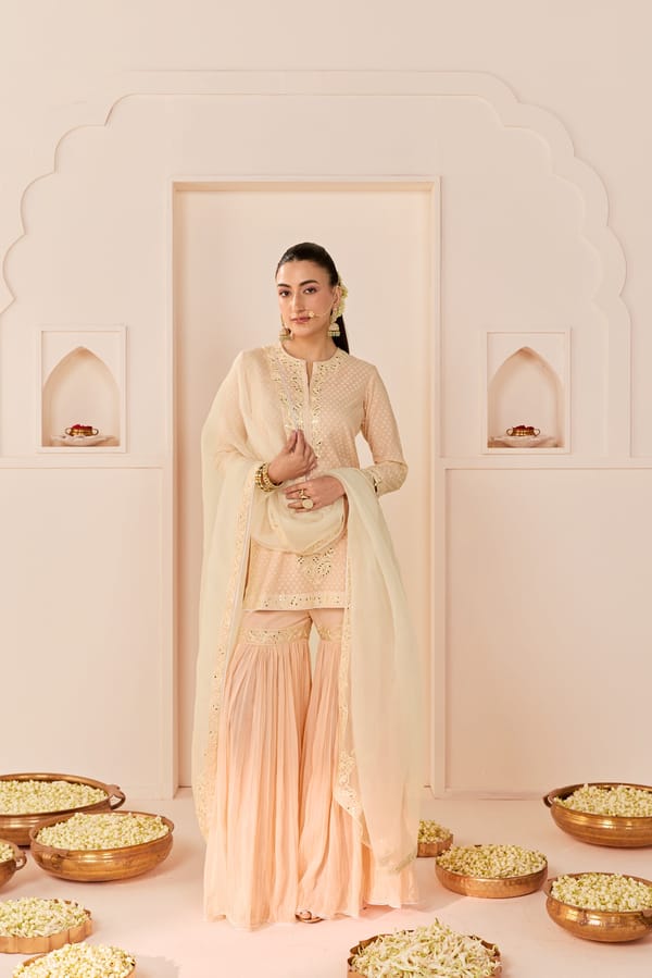 YASNEEN - SHORT KURTA WITH GARARA AND DUPATTA — Sheetal Batra