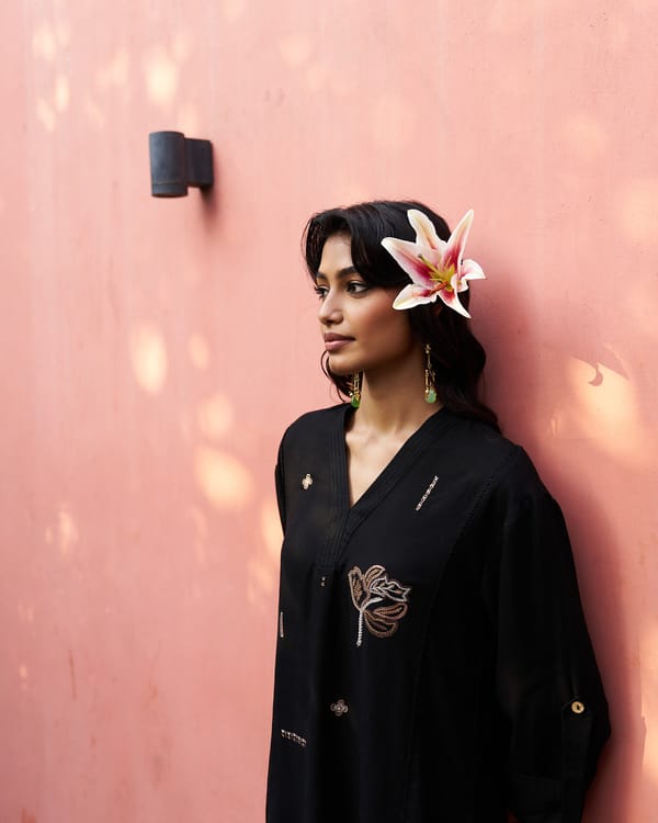 Midnight Flora V-Neck Kurta Set in Fluid Viscose — Truly SMA