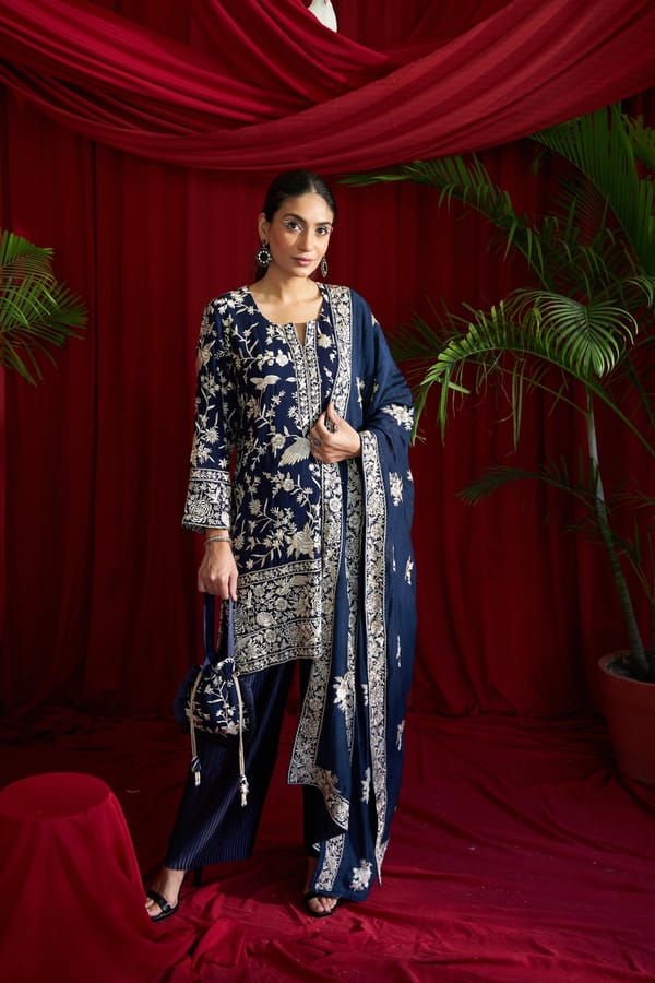 Blue Embroidered Straight Kurta Set with Dupatta — TASUVURE