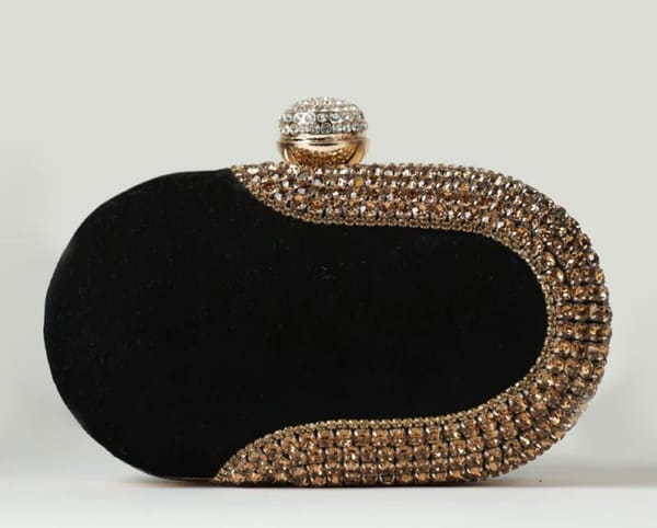 U Shape Clutch — Zaree