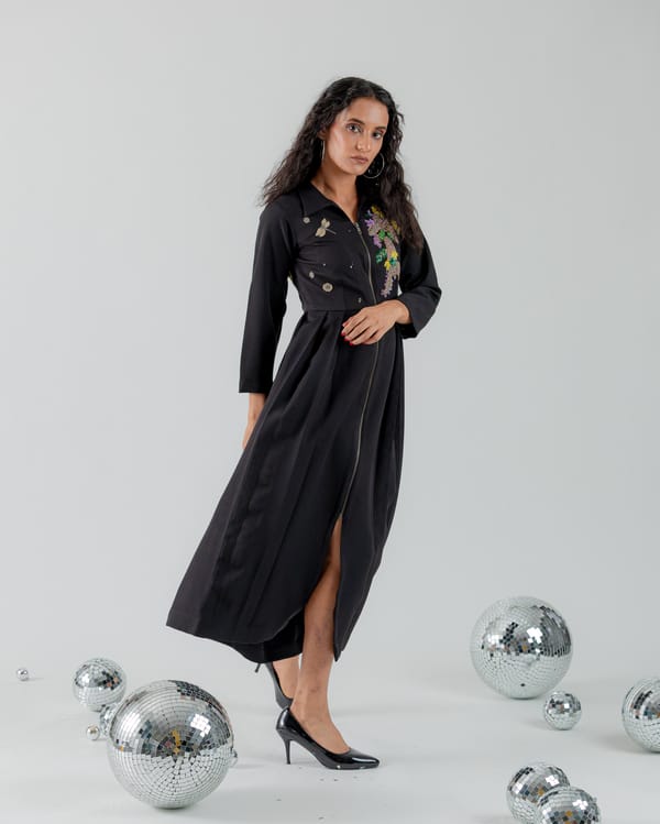 Black Zip-Front Collared Fit and Flare Midi Dress — Ang-sa