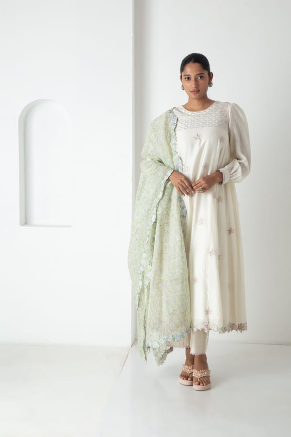 Aria Kurta — Chhaya Mehrotra