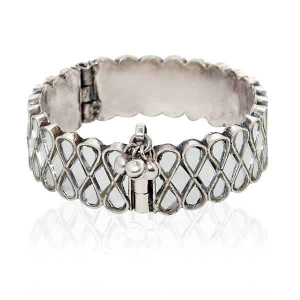 Mehak Glass Hand Cuff — Ruhheite