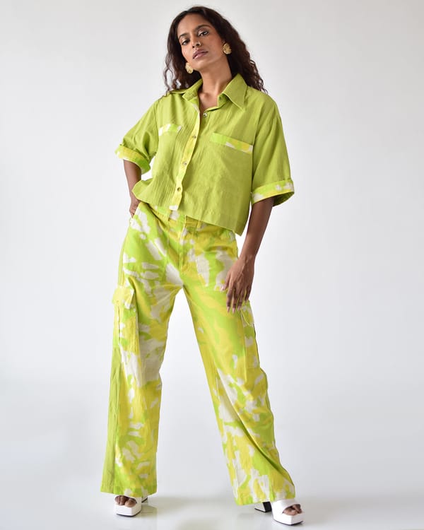Green Cropped Relaxed-Fit Shirt with Abstract Print Trim — Missy Co.