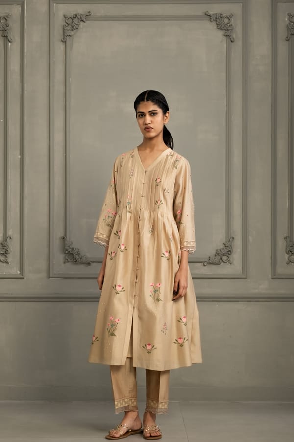 Pleated Tunic Set In Silk Chanderi With Dupatta — Arcvsh Pallavi Singh