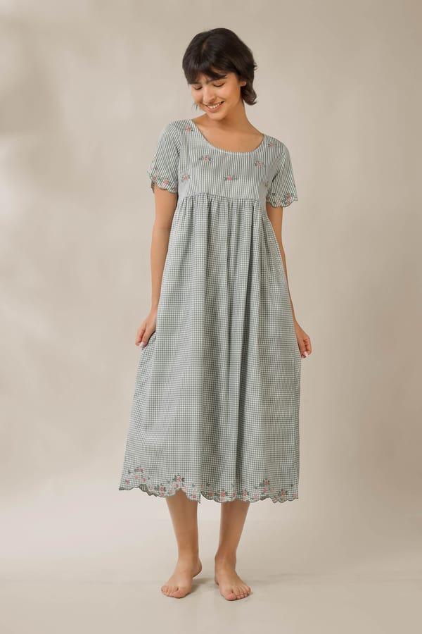 Seena, Dress — After Dark