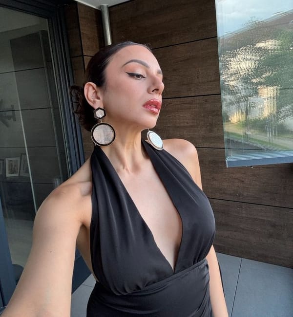 Azia — Varnika Arora