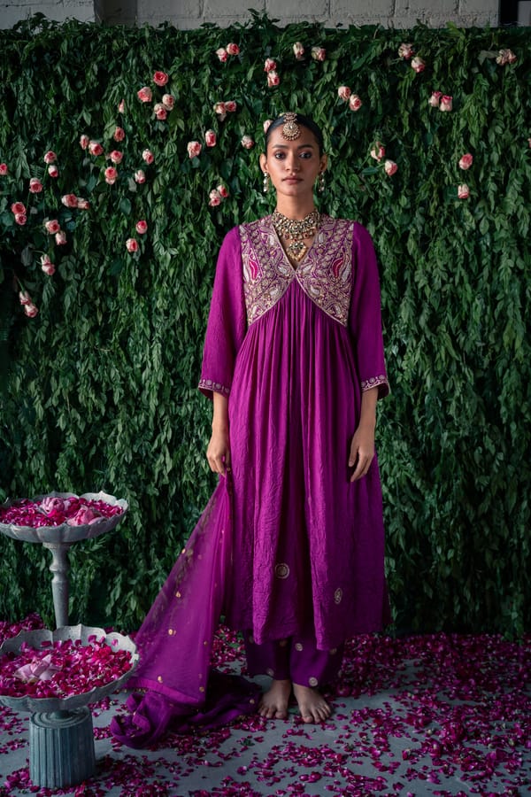 Mauve Crushed Silk Embroidered Yoke Kurta Set — Pooja Singhal
