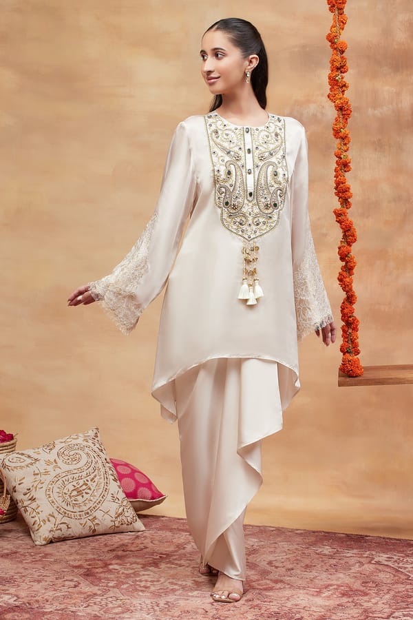 Panchganga Ivory Hand Embroidered Banarasi Skirt — DAREISS