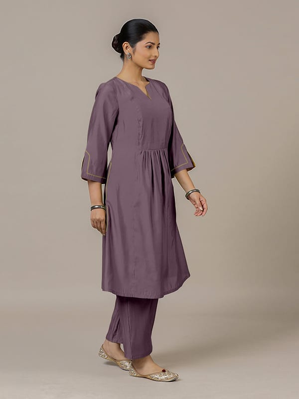Nimrat Rozaana Kurta Set — BINKS