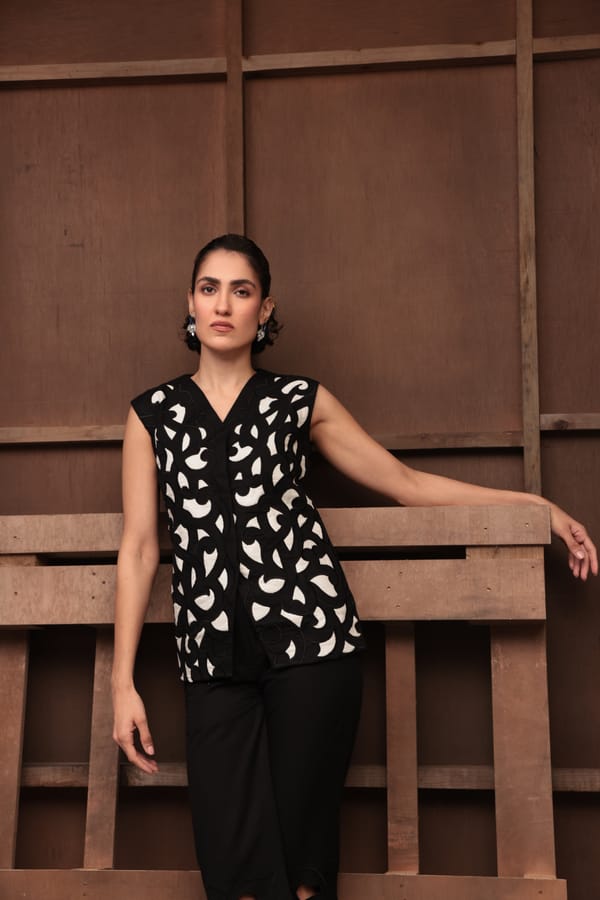 Eclipse Cutout Top — Veera Wear