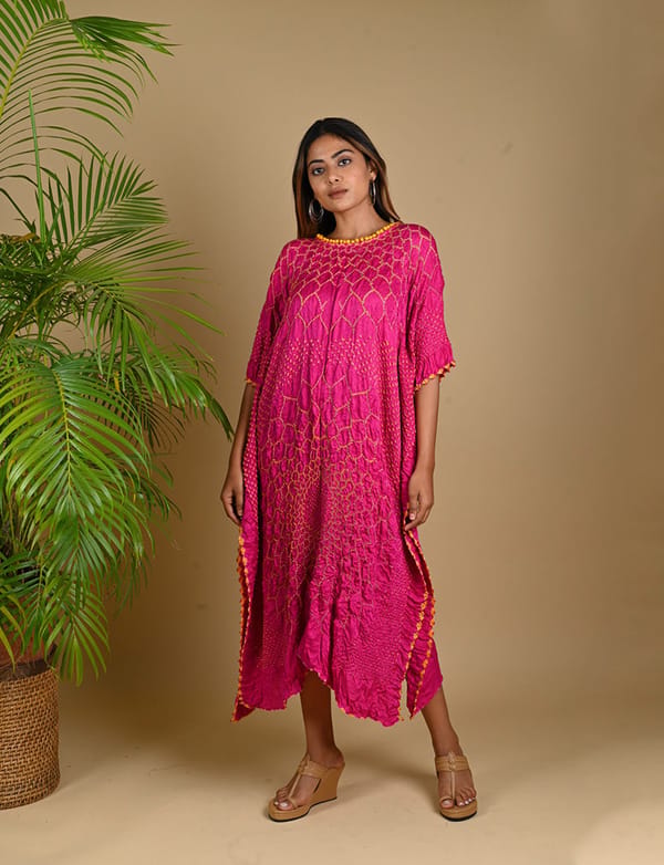 Three Flowers Kaftan (Pink) — DYELOGUE