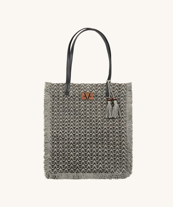 Slate Shadow Shopper — Avake
