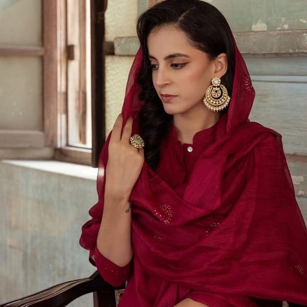 White Sultana Chandbali — Kesya