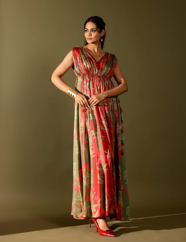 Red and Green Floral Draped Kurta Set (3-Piece) — STUDIO SURBHI