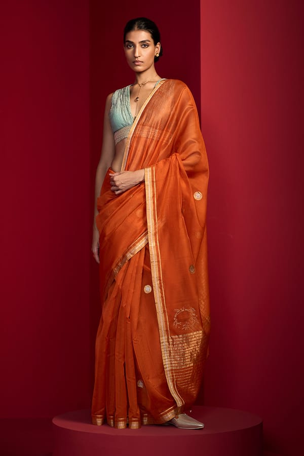 Amber Drift — Dressfolk