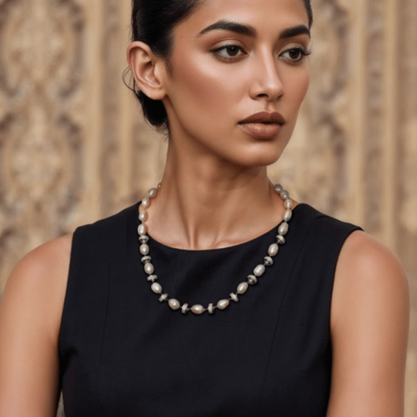 Pearl (Freshwater) & Diamond  Chain — Kesya