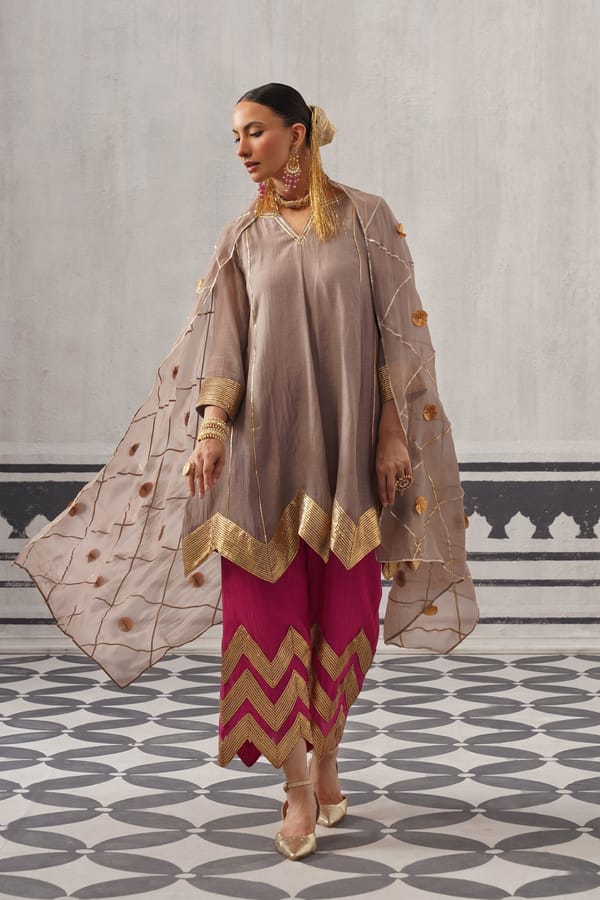 Ira Kurta Set — PALAK AND MEHAK