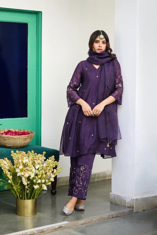 Baingain Silk Chanderi Embroidered Kurta Set — Trendy Tokari