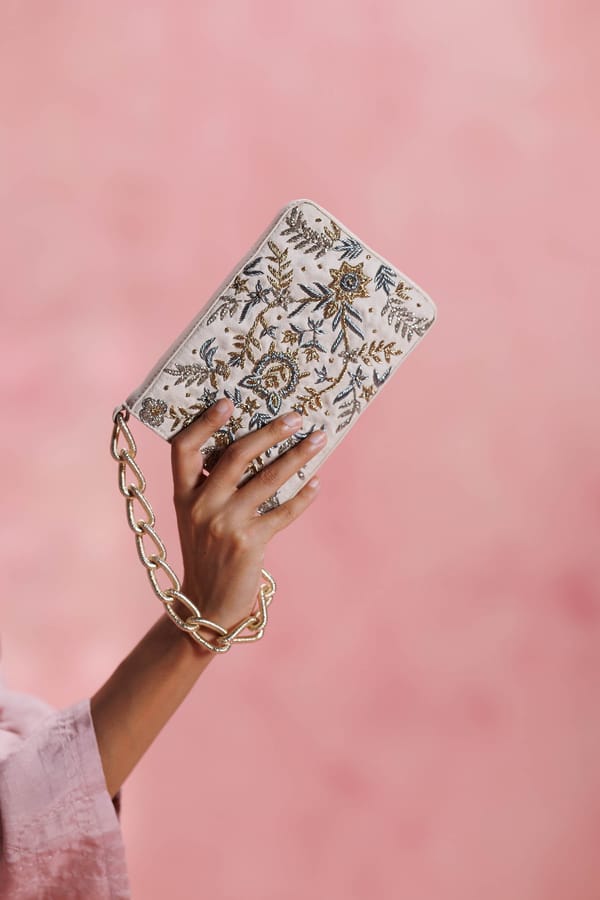 Sukoon Ivory Potli Bag — The Leather Garden